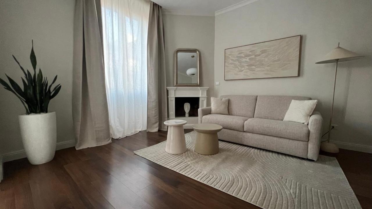 Com A Cas #2 - Feel At Home In The City Center Bari Bagian luar foto